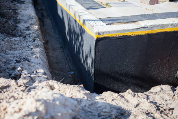 Professional Vapor Barrier Installation technician working in Scottsburg, IN
